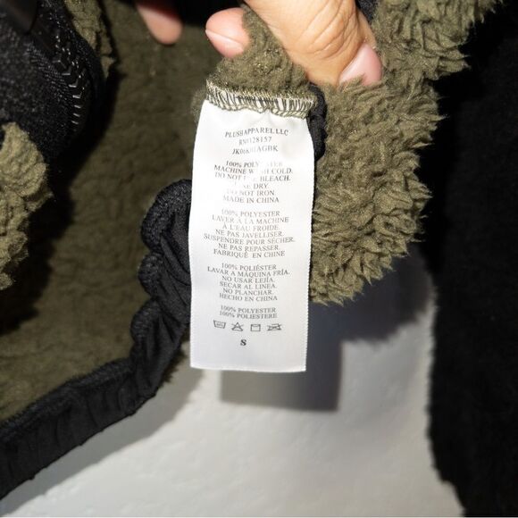 NWT Plush x Revolve Olive Green Teddy‎ Sherpa Zip Up Jacket with Hood Size Small - Picture 5 of 7